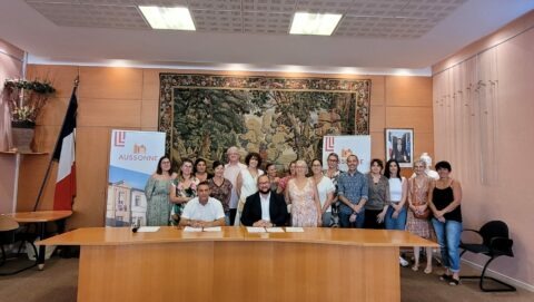 Signature de la charte d’engagement et de collaboration Professeurs des écoles – ATSEM